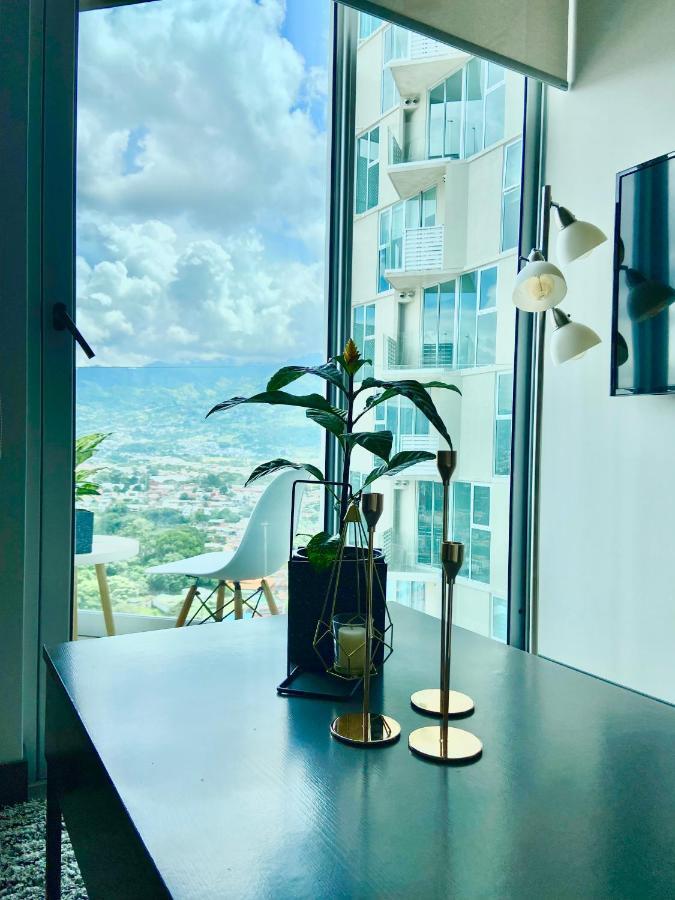 Comodo Y Elegante Apartamento En Fabuloso Condo! Сан-Хосе Екстер'єр фото