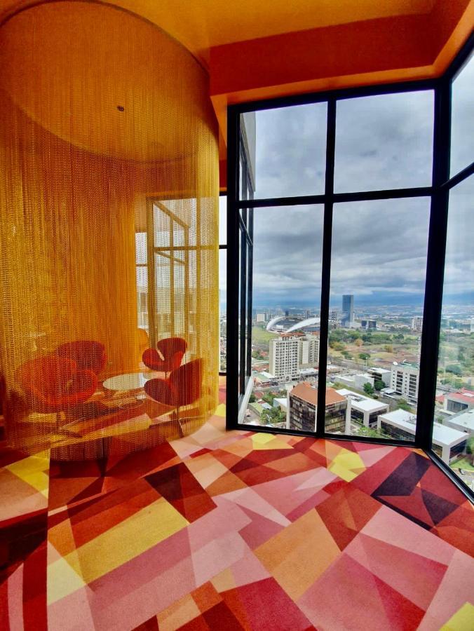 Comodo Y Elegante Apartamento En Fabuloso Condo! Сан-Хосе Екстер'єр фото
